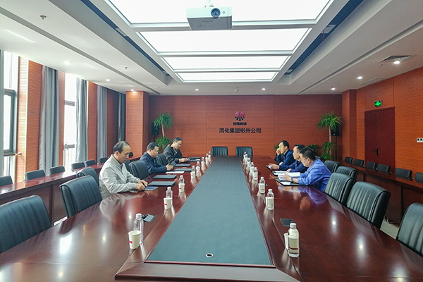4月20日，陜西省生態(tài)環(huán)境廳調(diào)研督導(dǎo)組在彬州公司三樓行政會議室開展調(diào)研會，彬州公司生產(chǎn)部部長、彬州公司副總經(jīng)理張安平迎檢.jpg